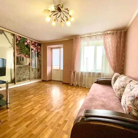 Apartpoltava Центр Полтави, Простора Та Зручна Квартира Біля Пует, 2-Окремі Кімнати, Звітна Документація Для Відрядження Exterior photo