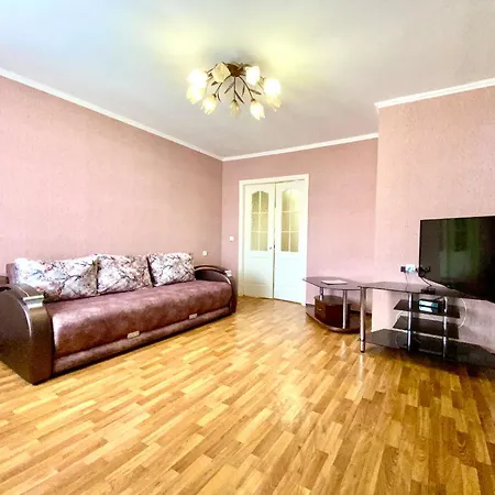 Apartpoltava Центр Полтави, Простора Та Зручна Квартира Біля Пует, 2-Окремі Кімнати, Звітна Документація Для Відрядження Exterior photo
